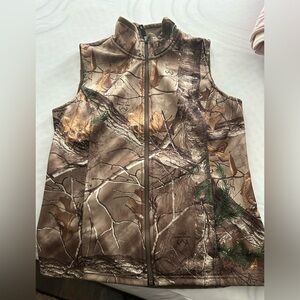 Camo ladies vest